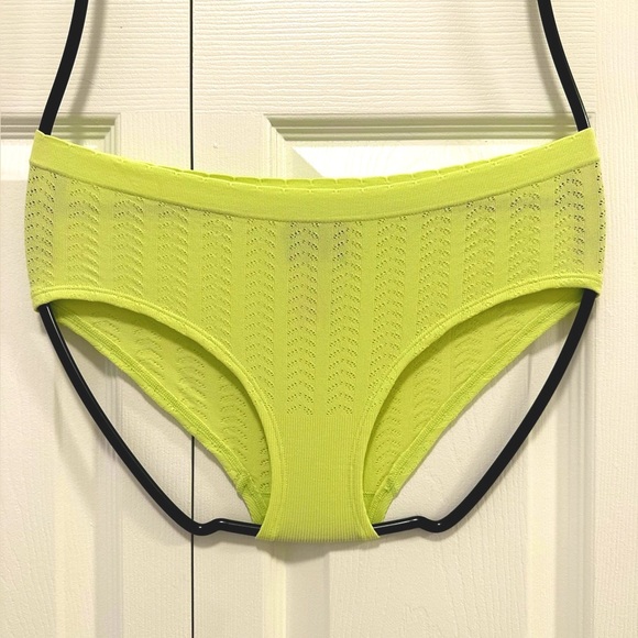 💖Victoria's Secret Waist Pointelle Hiphugger Panty - Picture 1 of 9